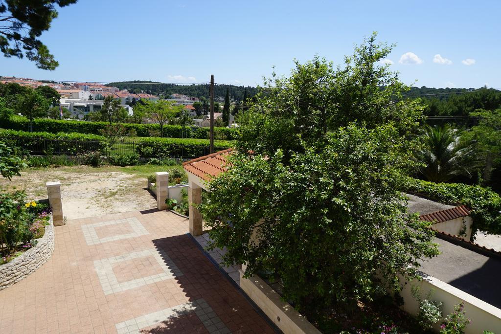 Apartment Nena & Petar Макарска Экстерьер фото