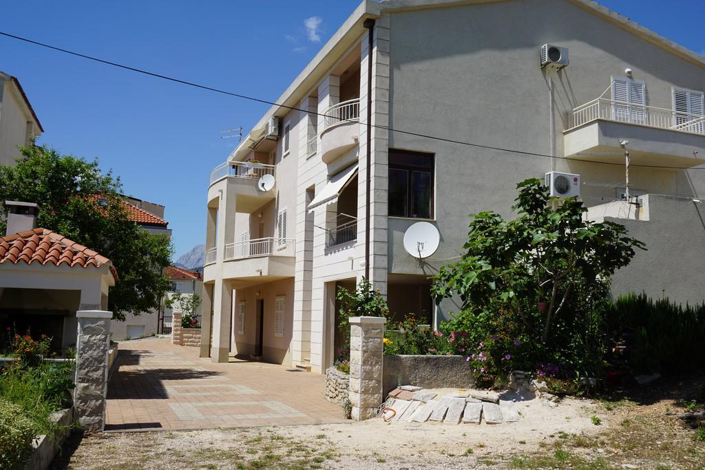Apartment Nena & Petar Макарска Экстерьер фото